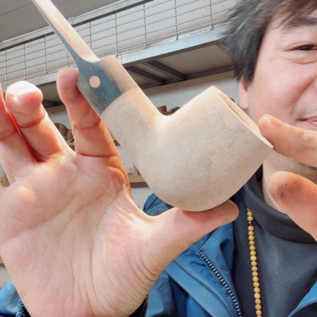 小*候焦耀烟斗一直斗