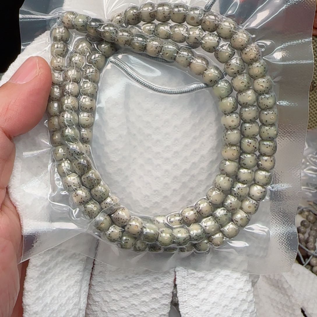 星月菩提手串糯冰同枝果108-7*6