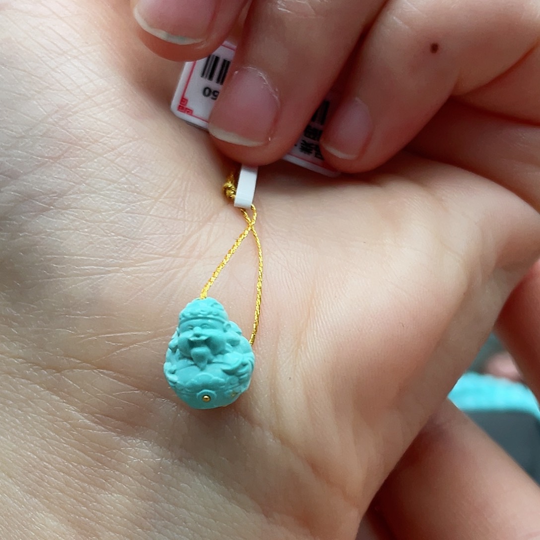 绿松石颈饰未镶嵌