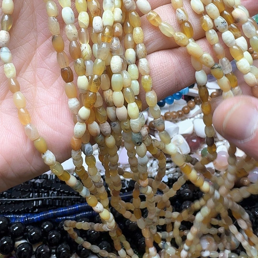 玛瑙/玉髓未镶嵌珠宝半成品2条4x6mm黄澳宝桶珠