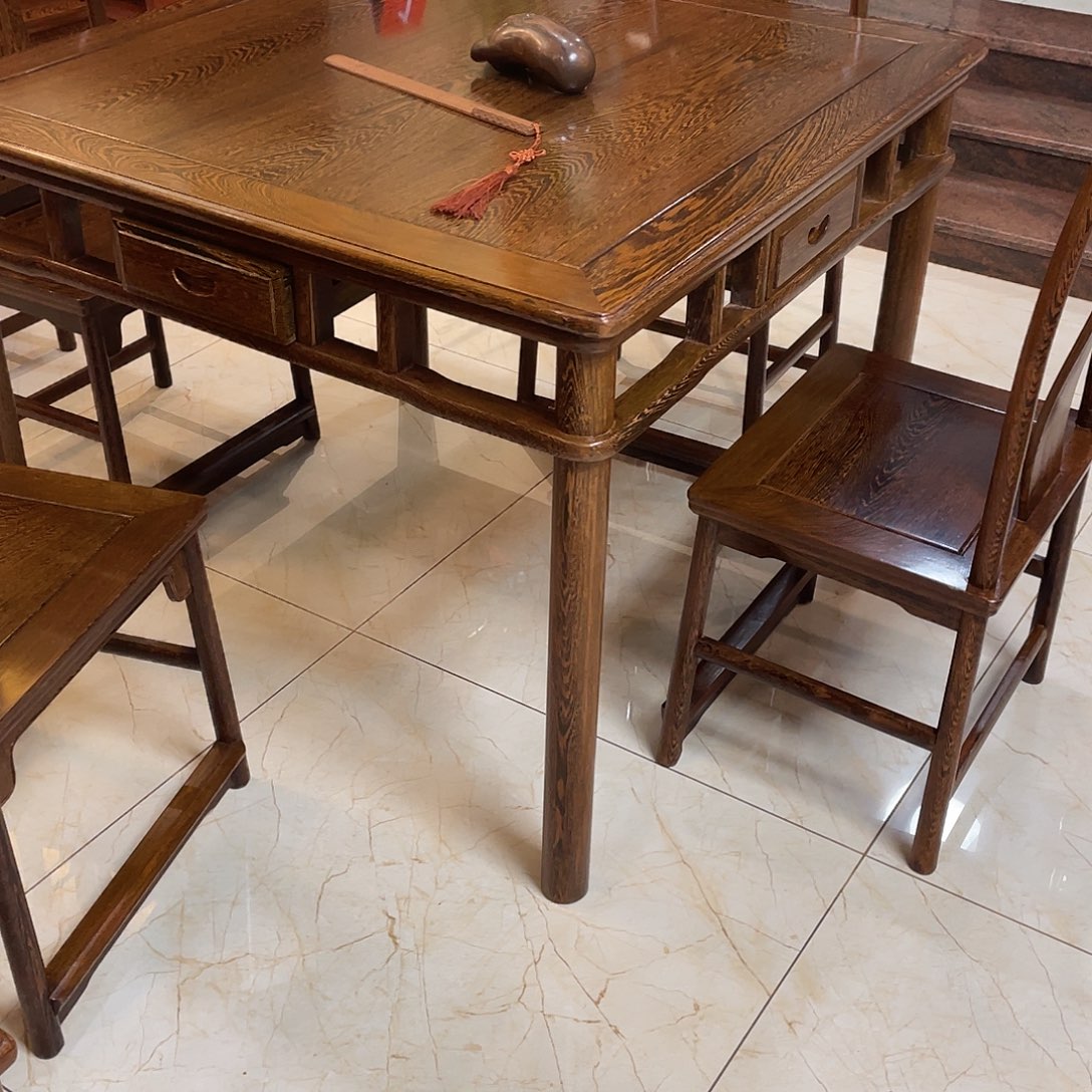 家具鸡翅木类1米餐桌