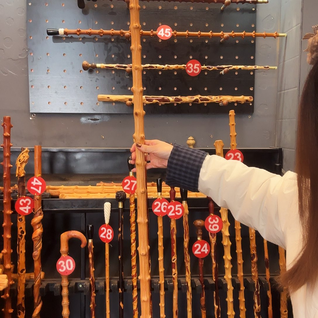 &***￥106公分左右长，长棍