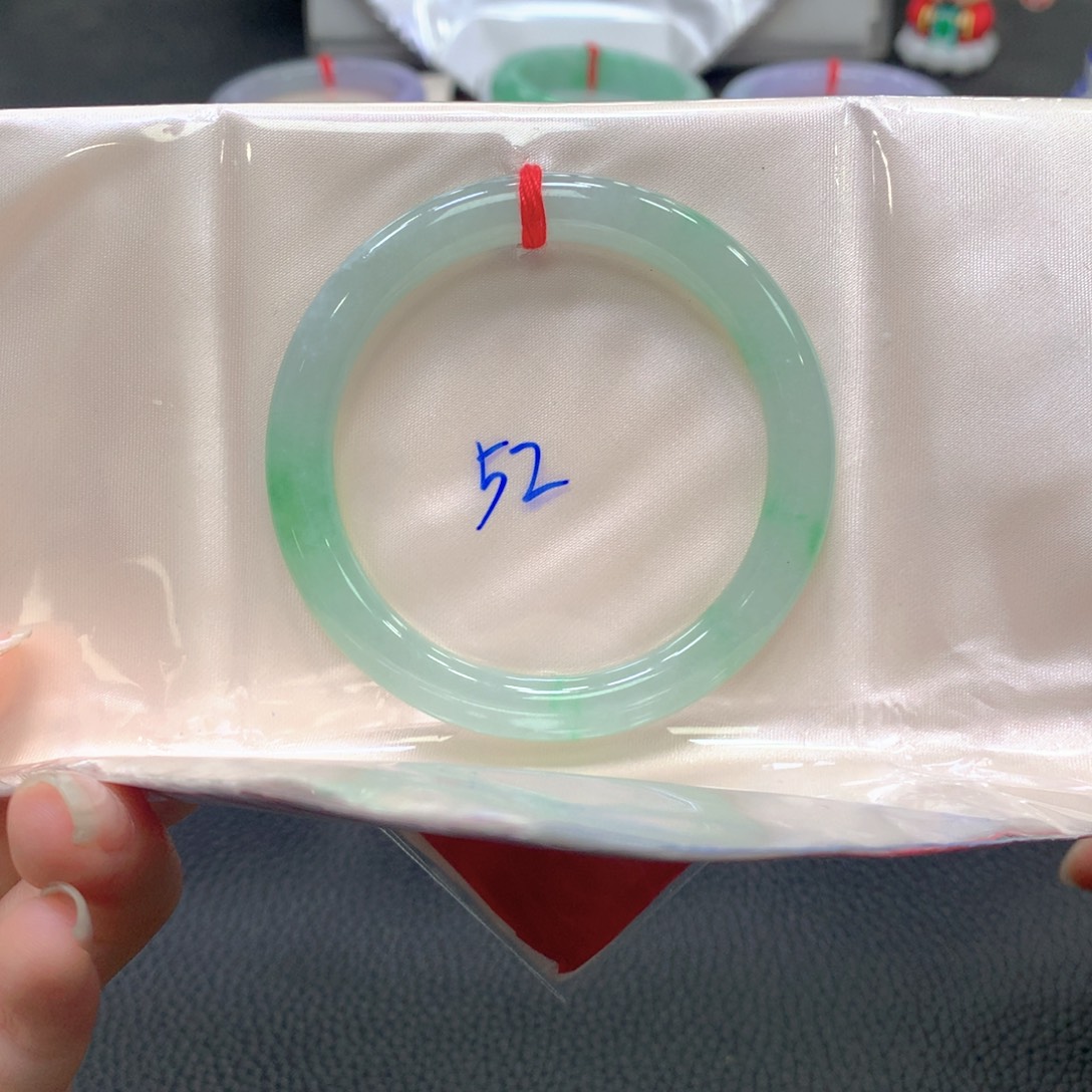 翡翠未镶嵌手镯17