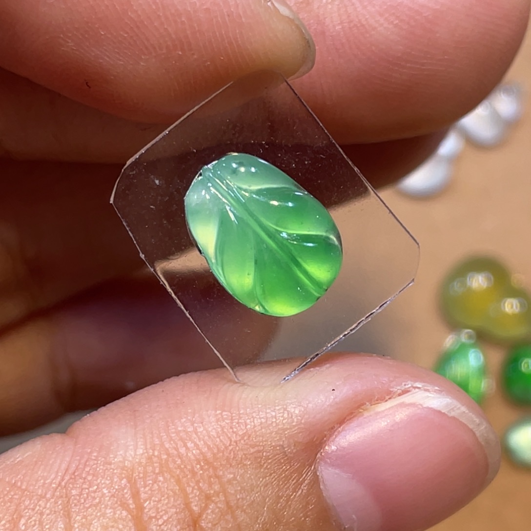 定制翡翠未镶嵌叶子