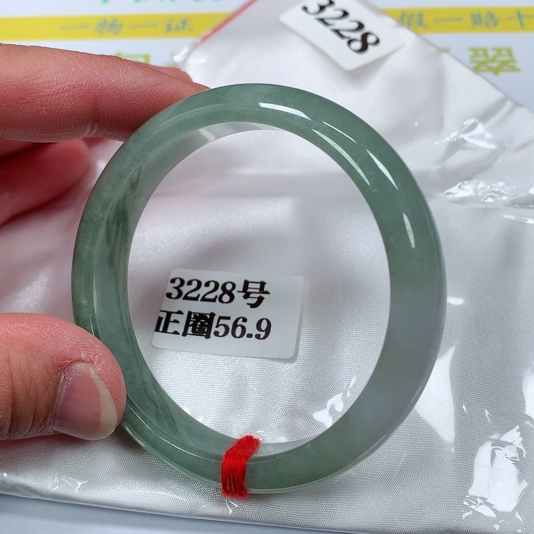 【闪购商品】翡翠手镯未镶嵌3328号