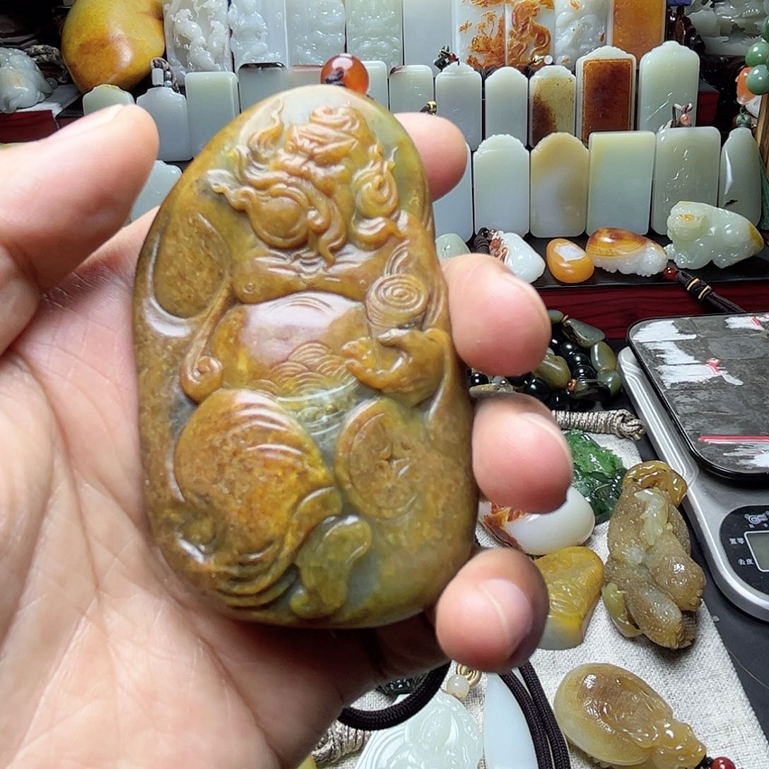 和田玉把件未镶嵌共****人