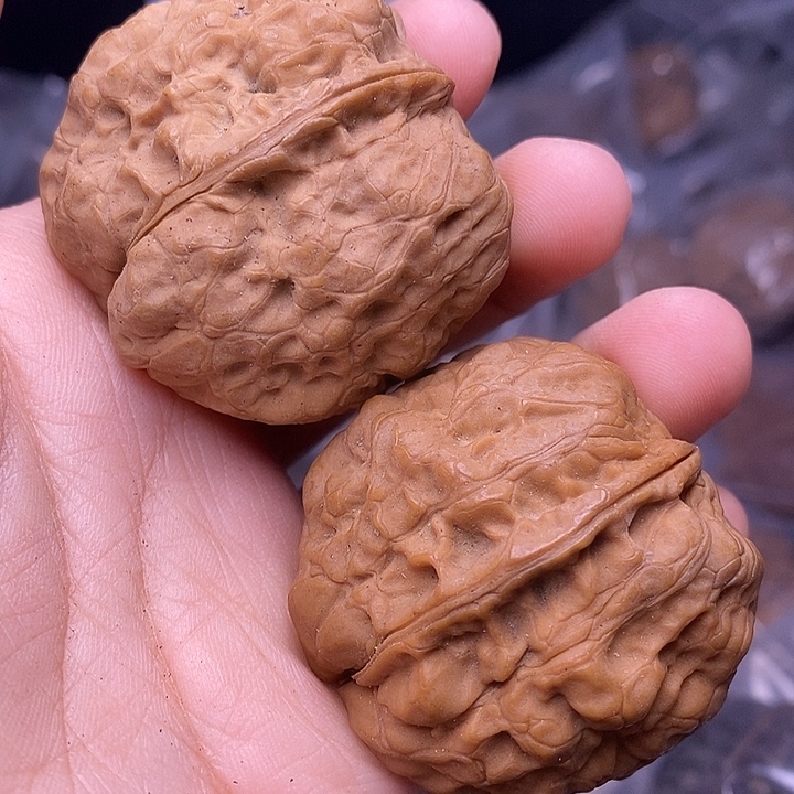 文玩核桃吊坠   160