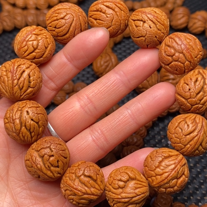 手串桃核龙纹桃核