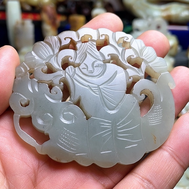 和田玉未镶嵌颈饰