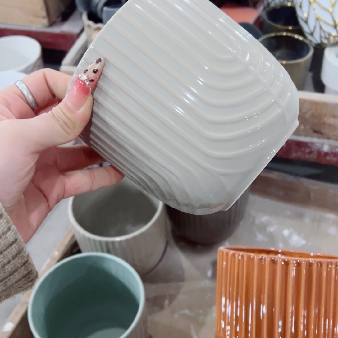 有孔，陶瓷花盆满10米包邮发货