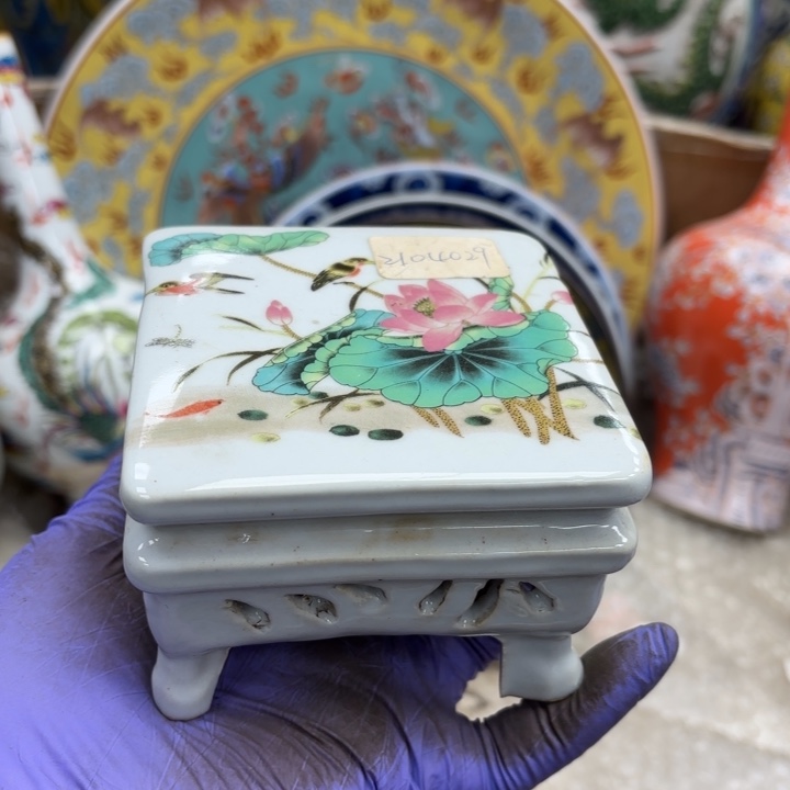 摆件瓷器摆件 瓷器摆件