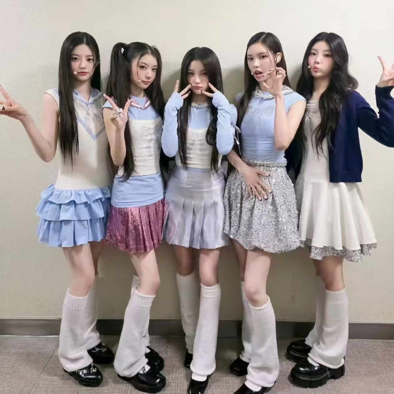 【代拆】 ILLIT 礼 撕拉拍立得