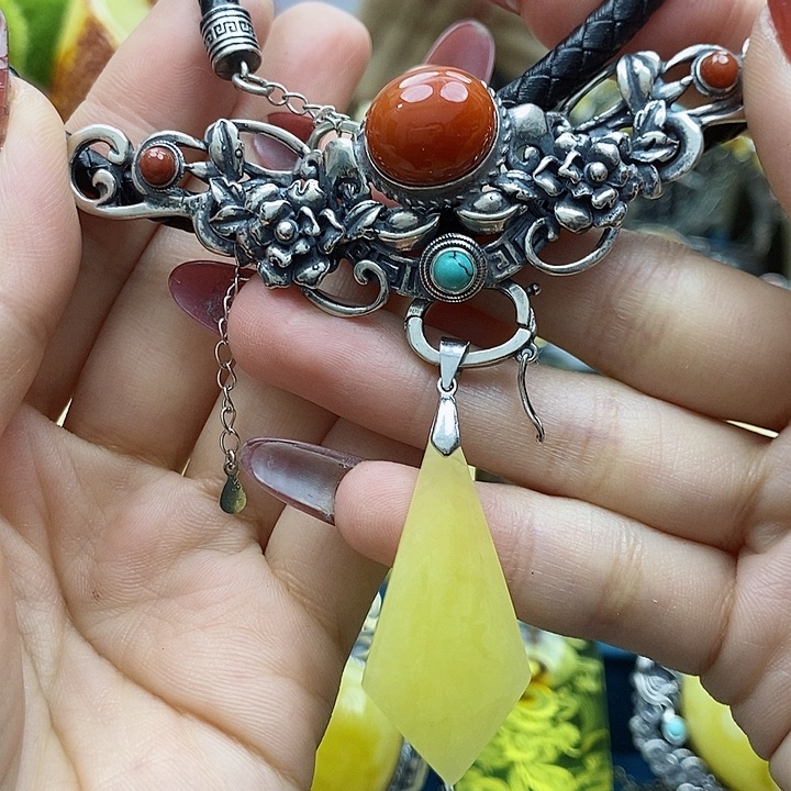 琥珀颈饰银S925镶嵌午***茶吊坠