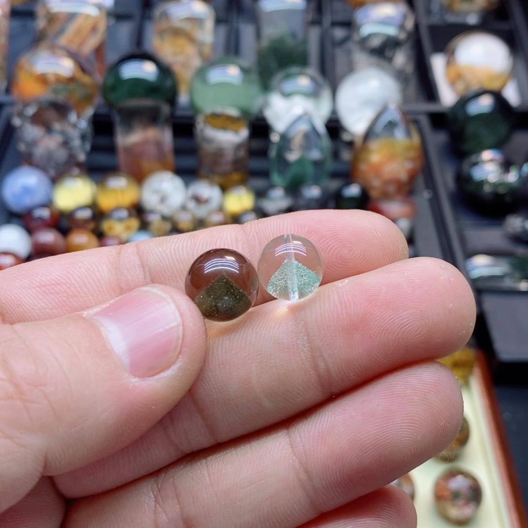 【闪购商品】水晶水晶裸石未镶嵌果**?