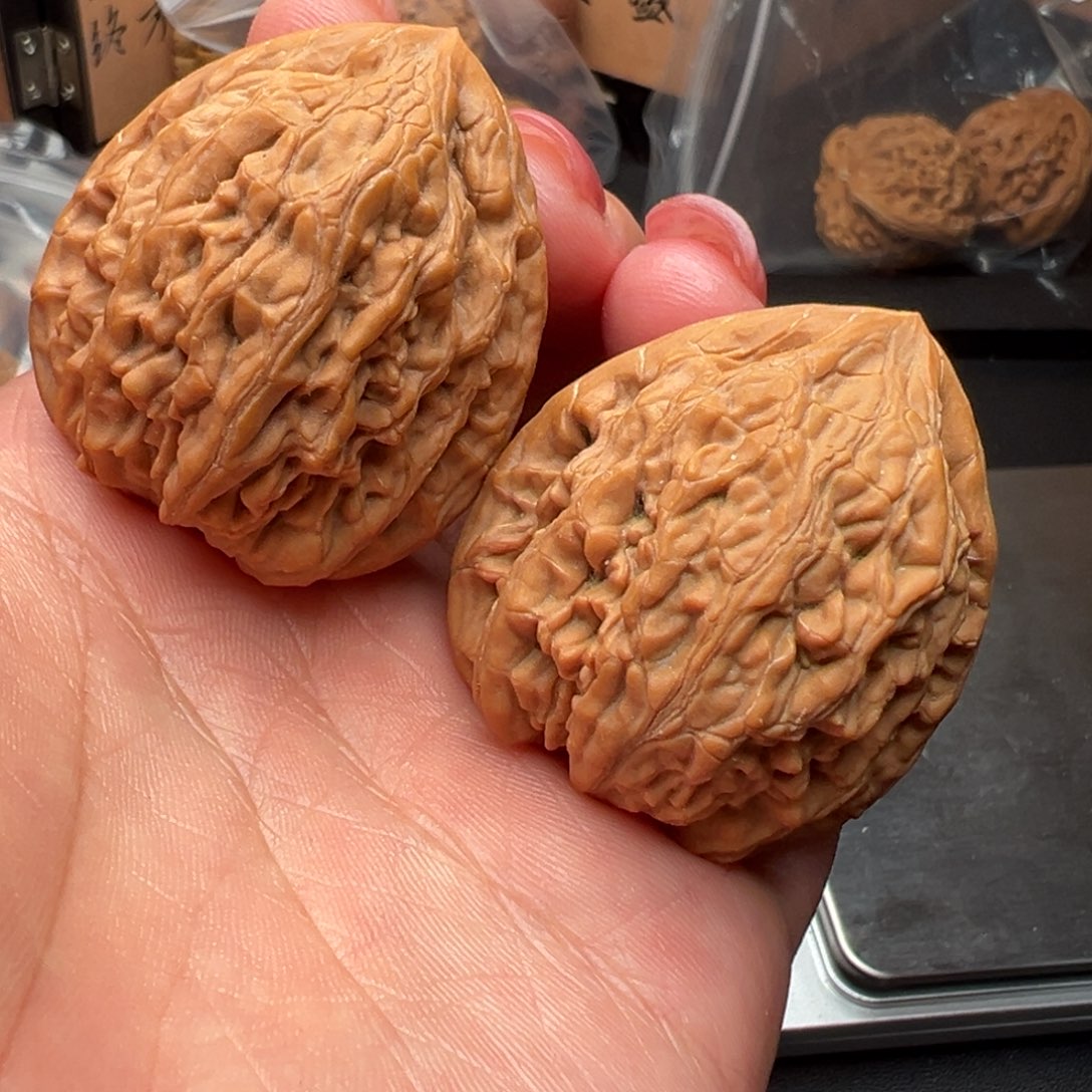 文玩核桃把件虎头王38