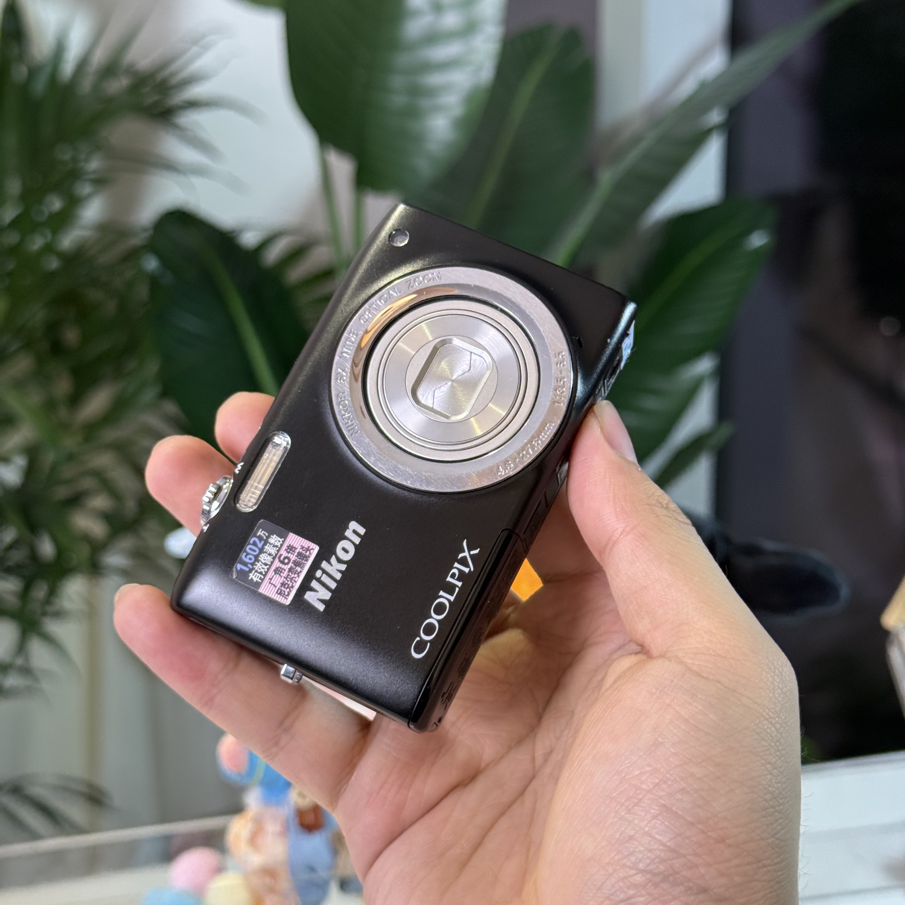 9新 Nikon/尼康 尼康s2700色彩感好1600万像素滤镜多带配件