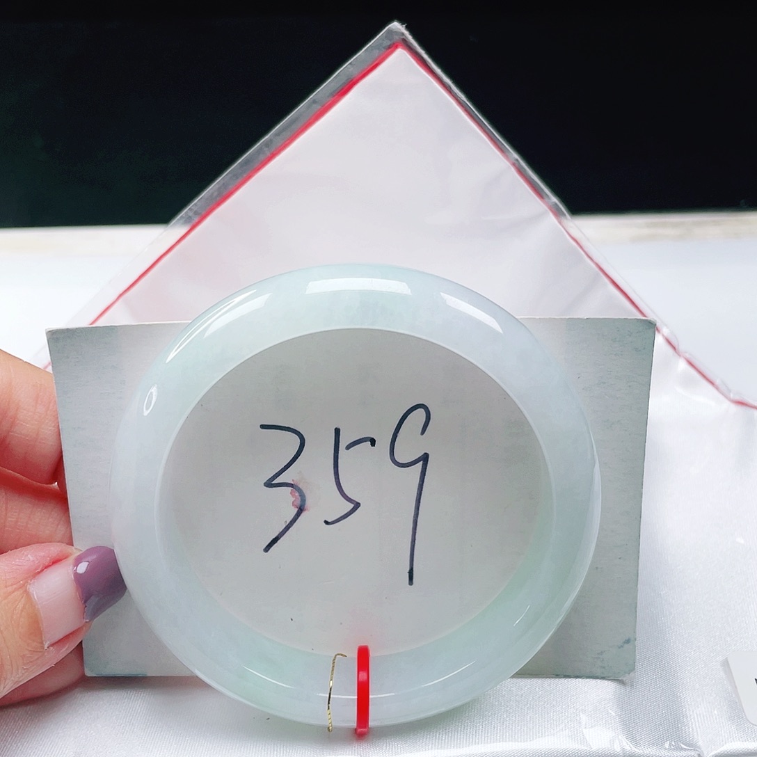 翡翠未镶嵌手镯缅甸翡翠57+