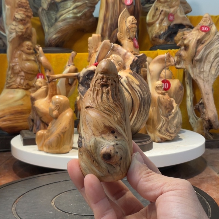 柏木（崖柏）崖柏  寿星