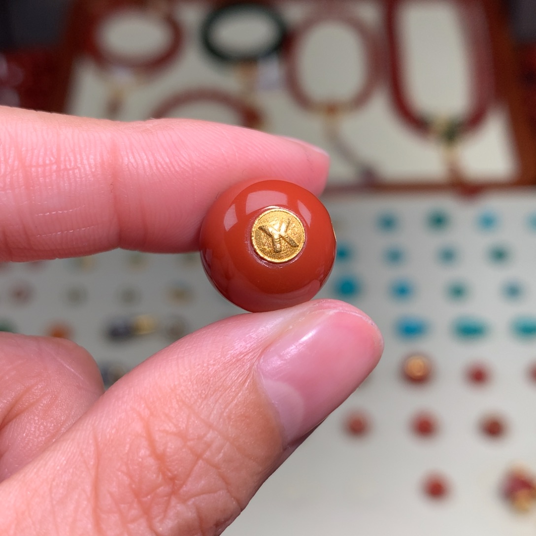 南红玛瑙颈饰未镶嵌