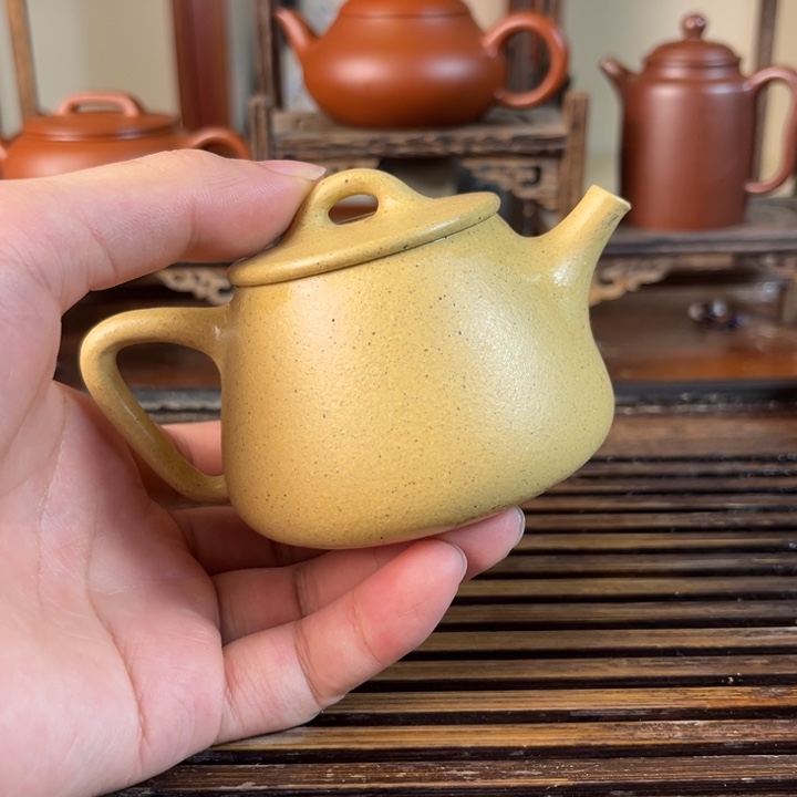 茶壶紫砂原矿紫砂手工制作