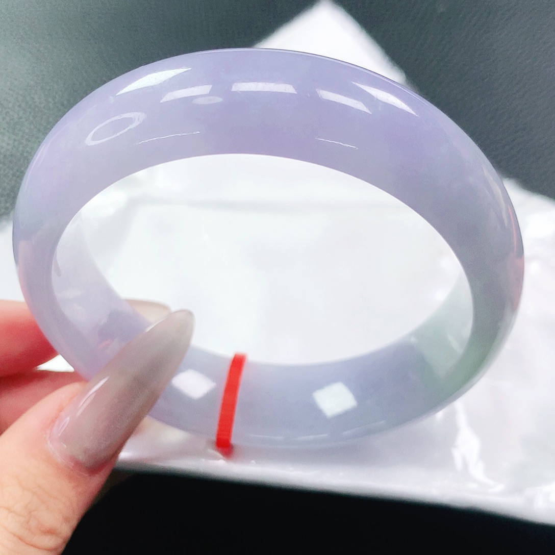 翡翠手镯未镶嵌58圈