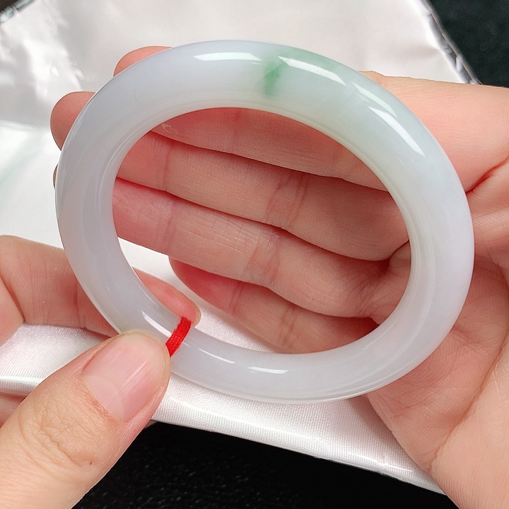 【闪购商品】翡翠手镯未镶嵌5152圈