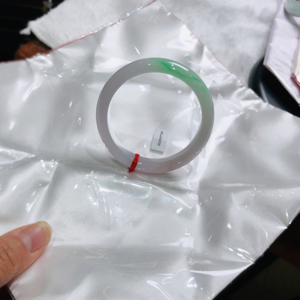 冰透飘阳绿51 - 52圈口