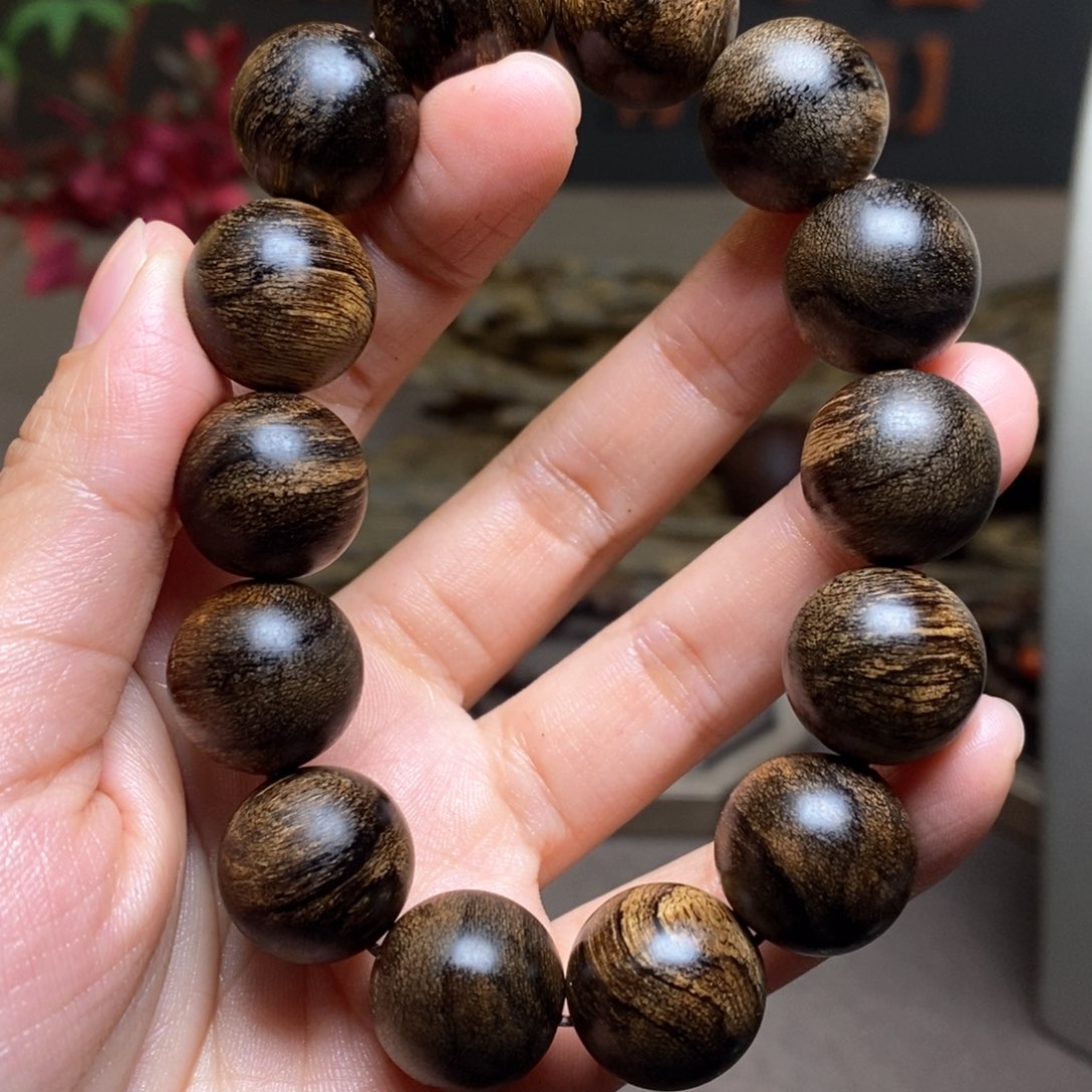 沉香手串越南芽庄瘤疤白棋楠1.6