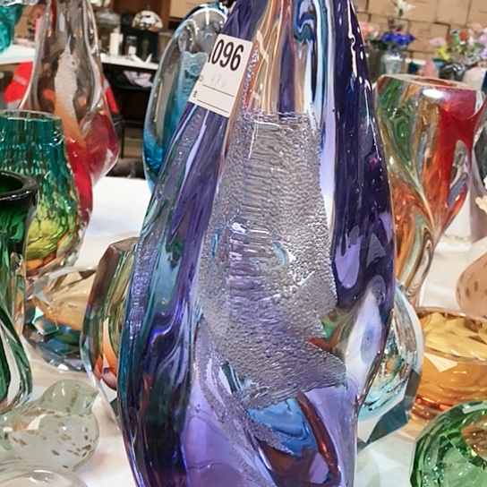 琉璃花瓶高39厘米宽12厘米