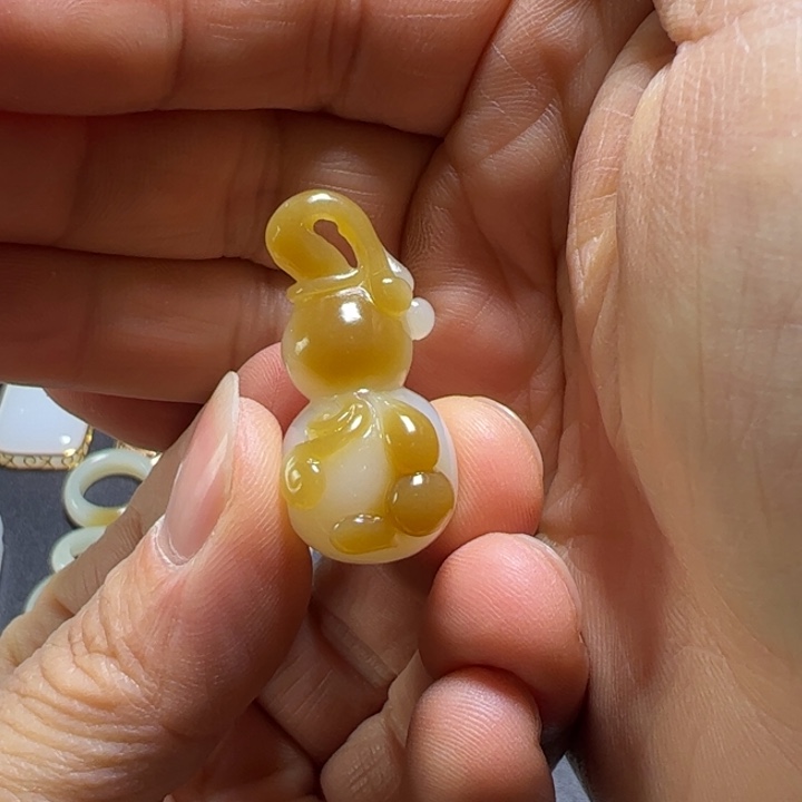 和田玉挂件未镶嵌