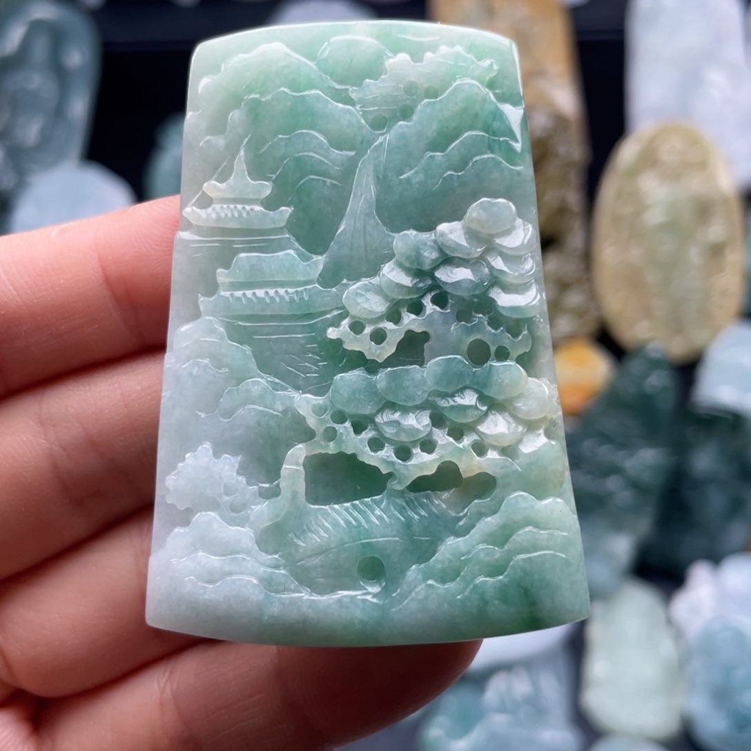 翡翠未镶嵌颈饰缅甸翡翠A货挂件