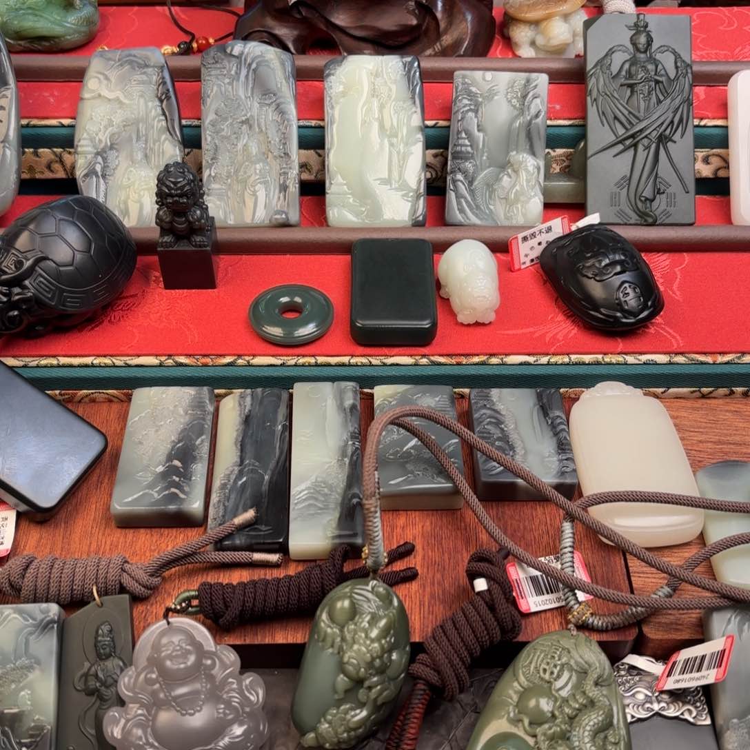 和田玉颈饰未镶嵌