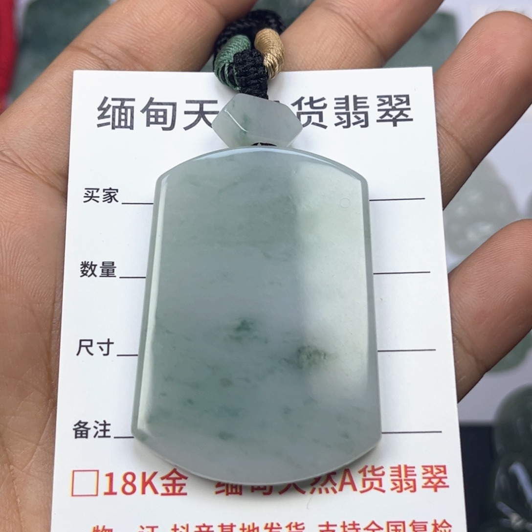 翡翠颈饰未镶嵌缅甸天然翡翠