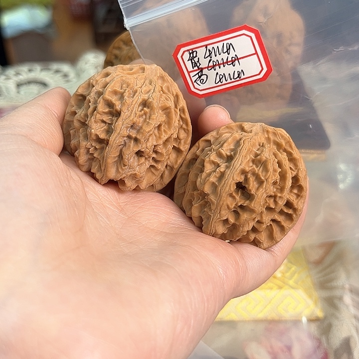 文玩核桃把件苹果园