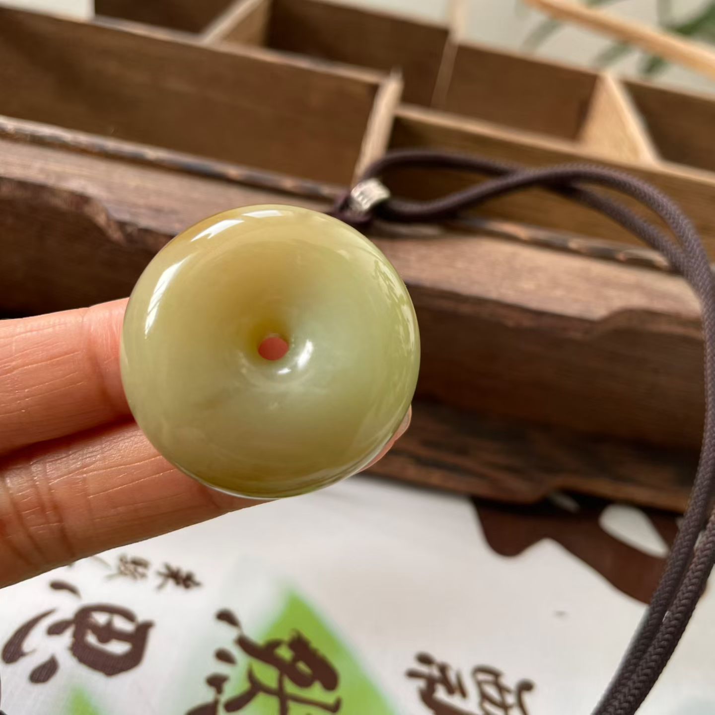 黄白老玉平安扣挂件吊坠项链天然玉石俏色巧雕