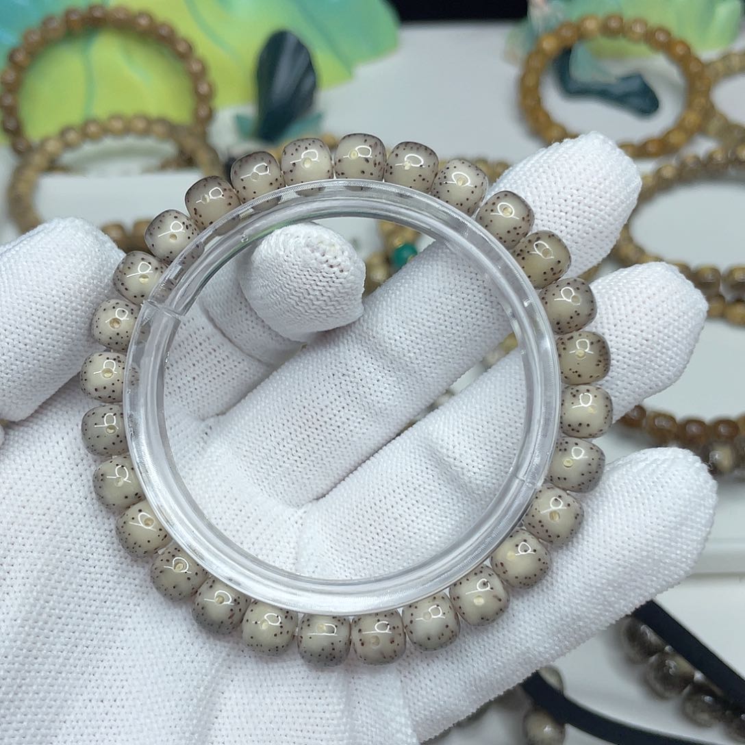 星月菩提手串38。8/7冰晶果冻牛毛星