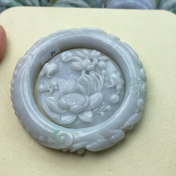 翡翠未镶嵌手镯58青蛙