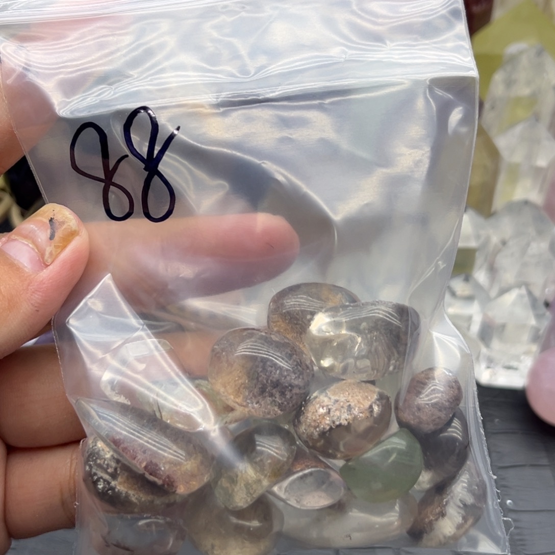小***酥珠宝半成品未镶嵌水晶88