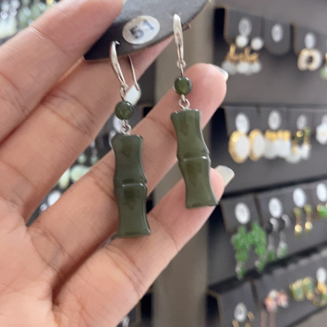 小***船和田玉银S925镶嵌耳饰