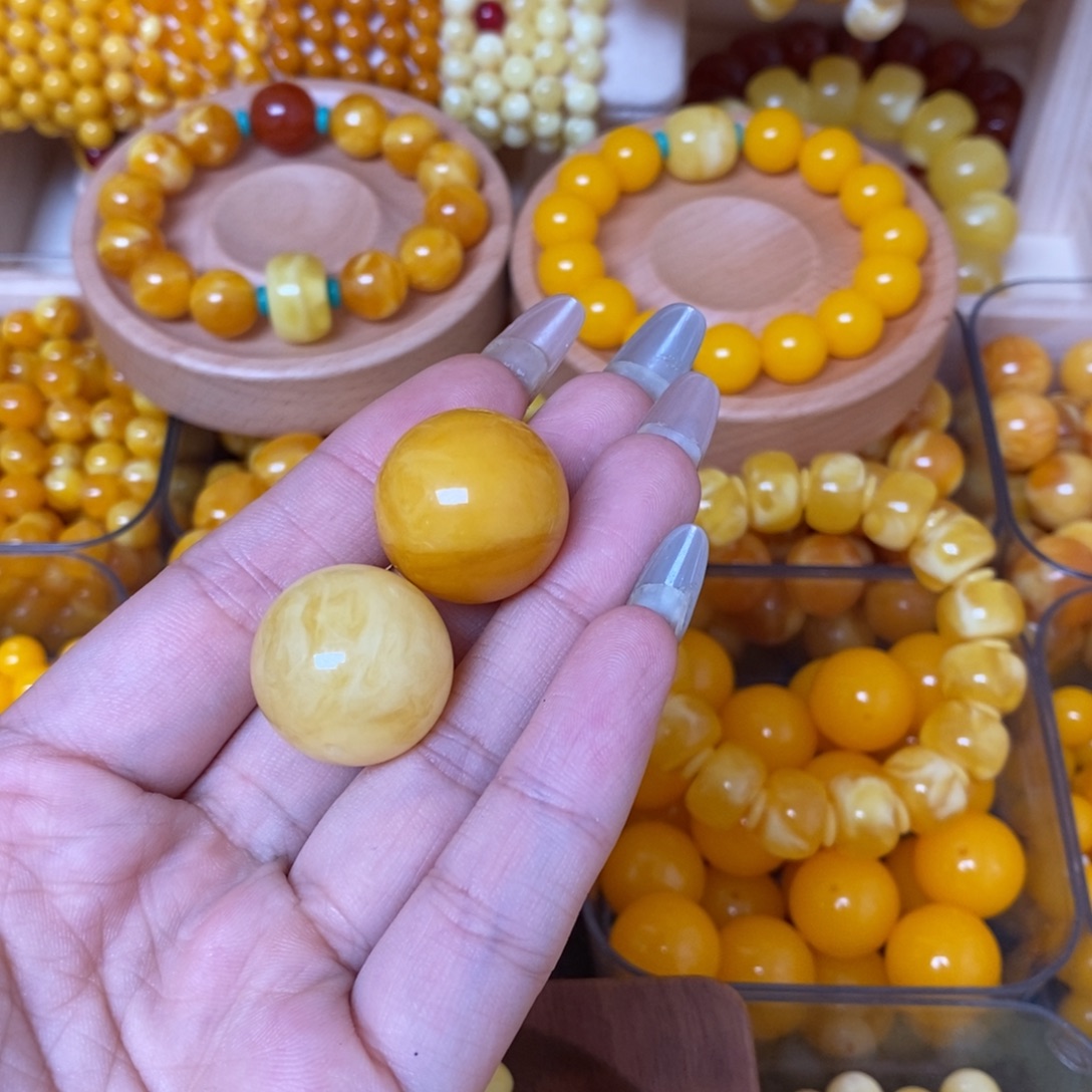 熊***二无非金属精品百搭佩珠