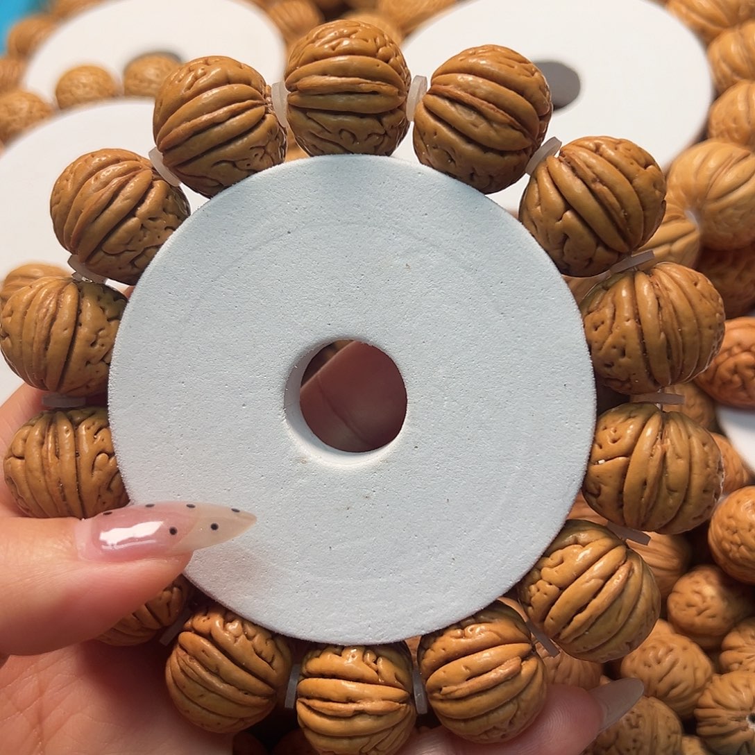 米***江吊坠桃核金鱼肚19