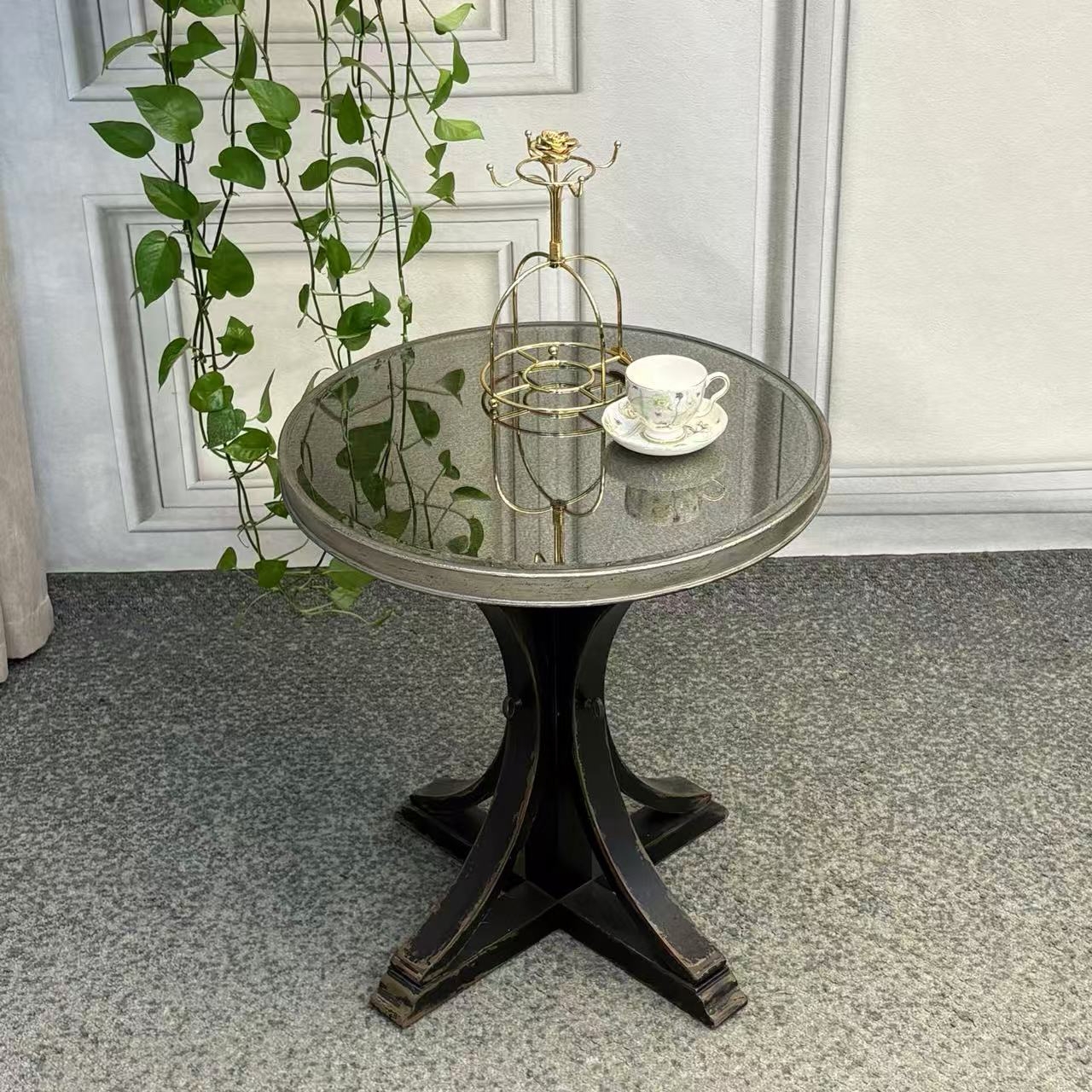 TW21-038边桌610*610*670多场景多功能轻奢钢化玻璃边几