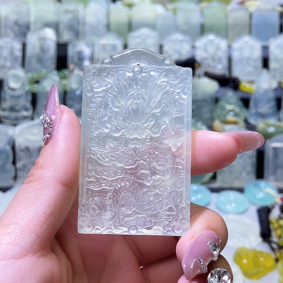 岫玉吊坠未镶嵌吊坠