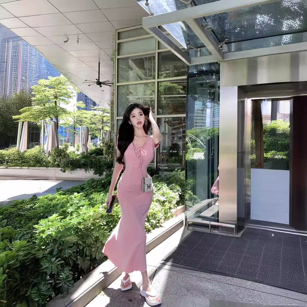纯欲法式显瘦气质高级性感包臀长裙收腰修身度假风鱼尾连衣裙女夏