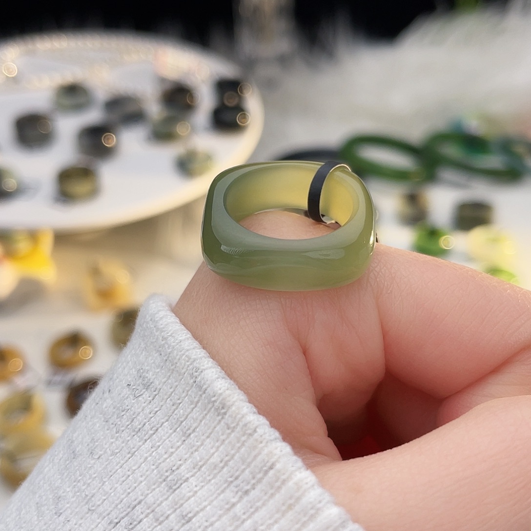 和田玉未镶嵌戒指k34 湖水看