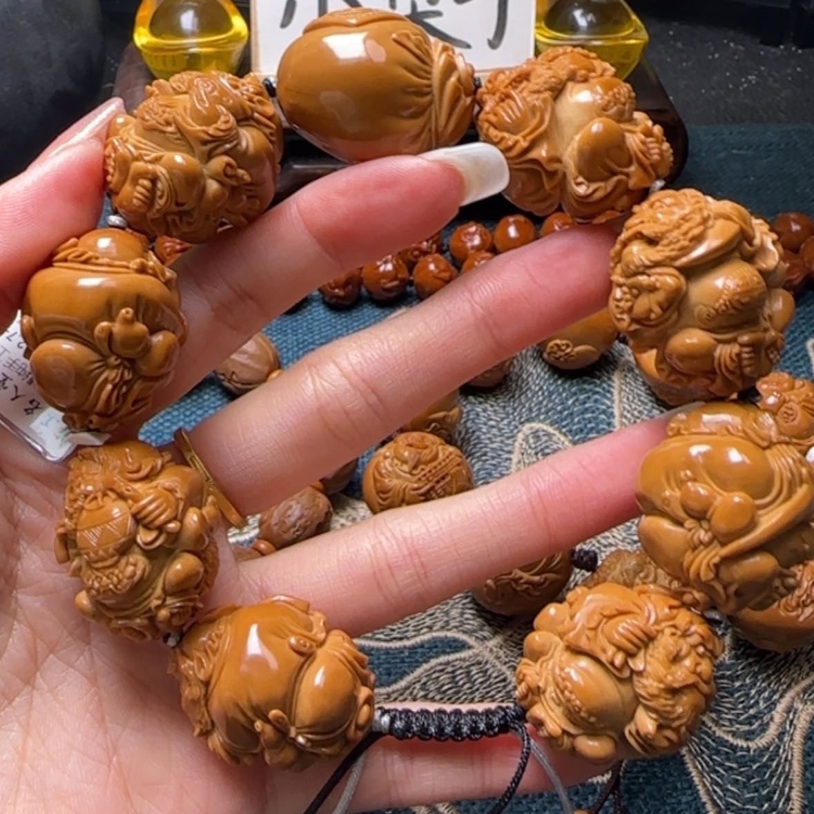 【闪购商品】橄榄核手串龙袍钟馗
