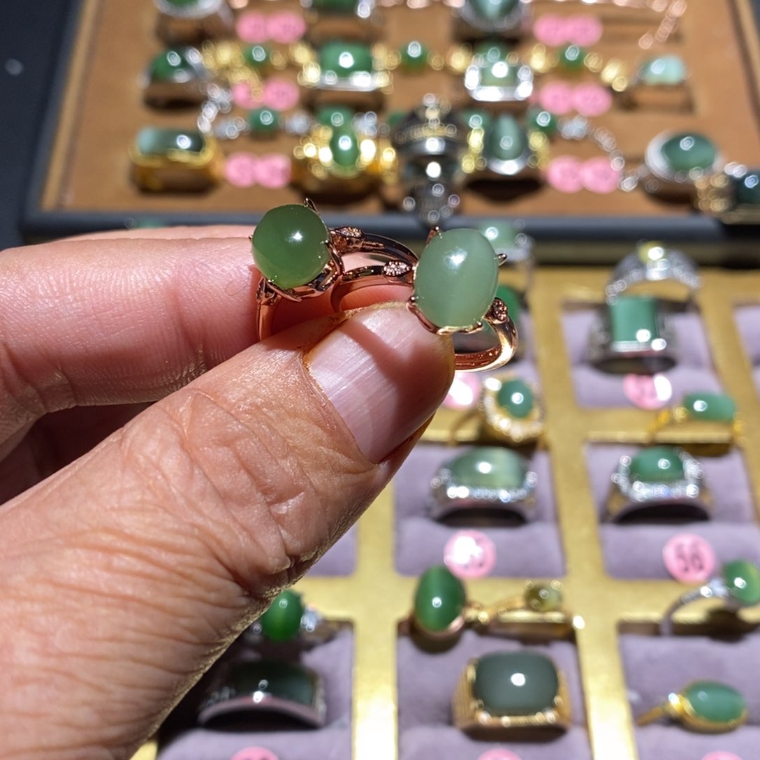 和田玉（碧玉）戒指未镶嵌