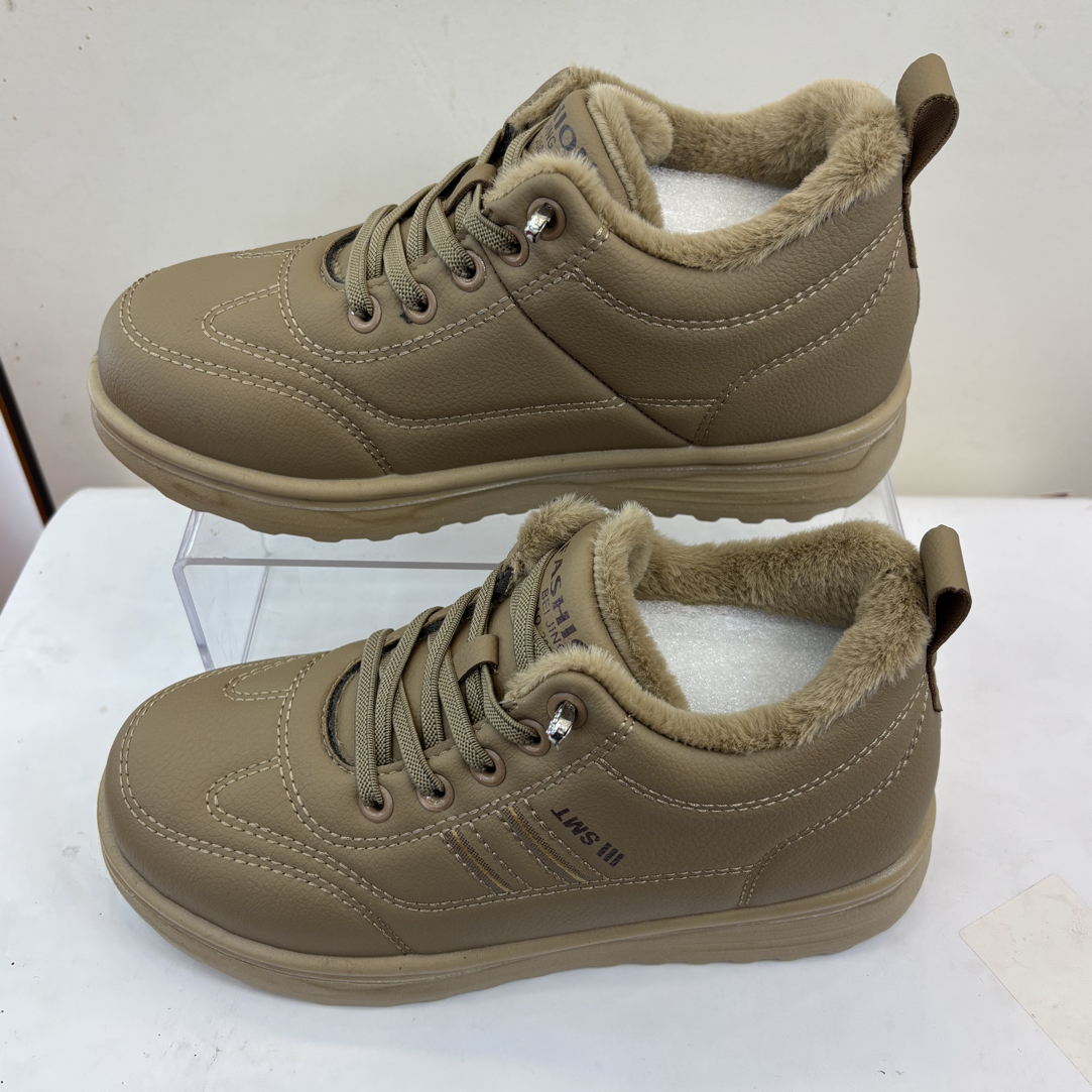 冬季加绒加厚防滑平底女款北京风格棉鞋F106-1