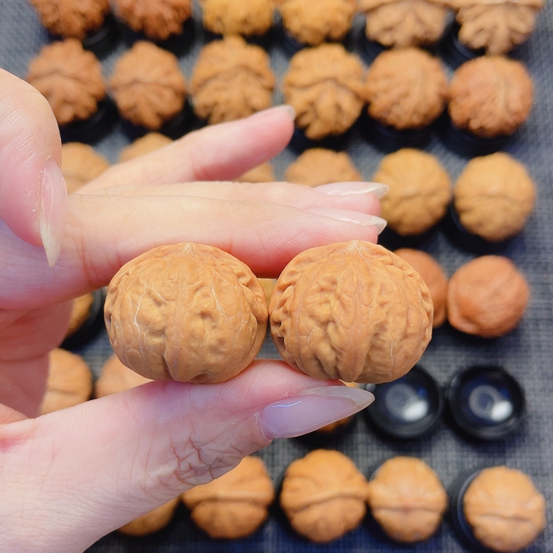 _***s文玩核桃把件南瓜墩