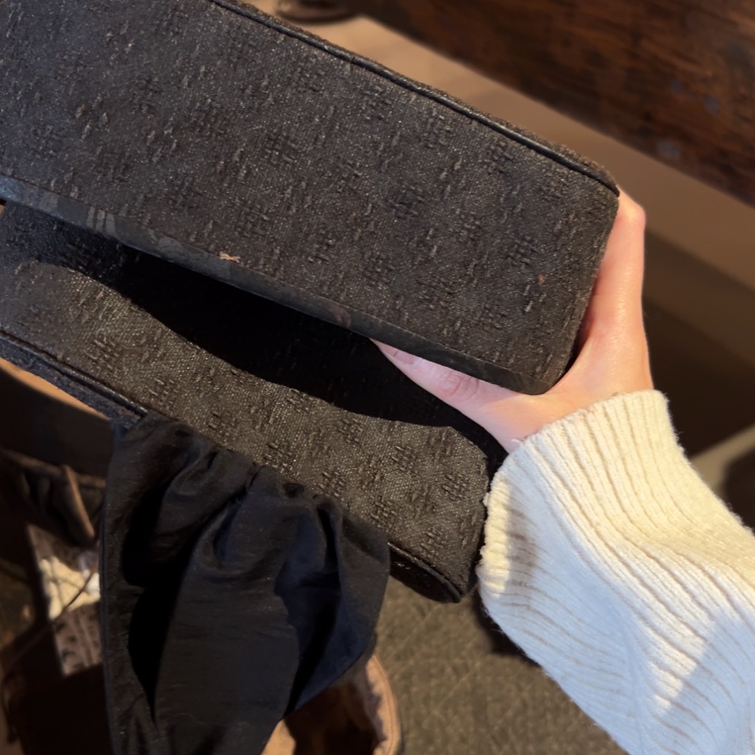 瓷片陶瓷。       陶瓷。     